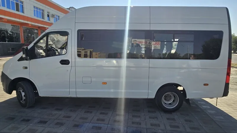 Gazell next mikroavtobus 2022 yil soni ikkita 4