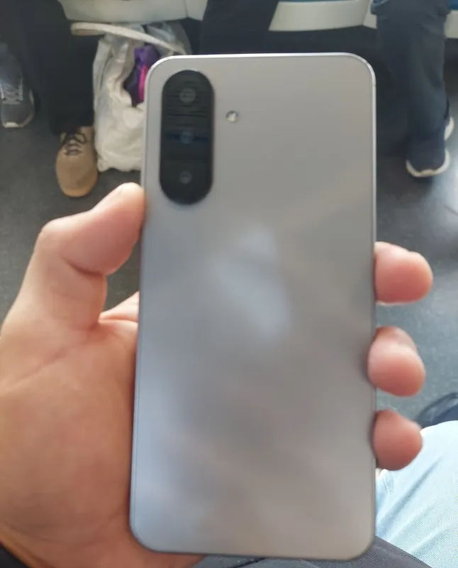 Samsung Galaxy A17, есть коробка и документы 4 Samsung Galaxy A17, есть коробка и документы 4