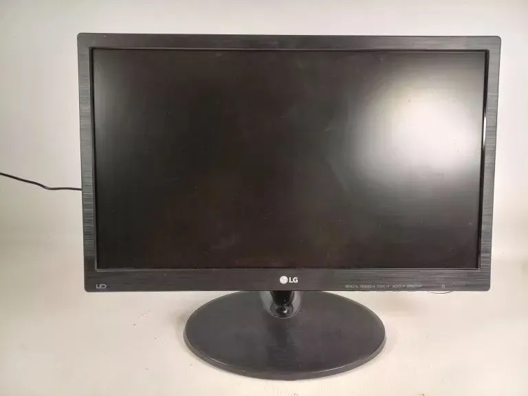 19 dyuymli LG Samsung AOC monitor sotiladi, soni bor 1