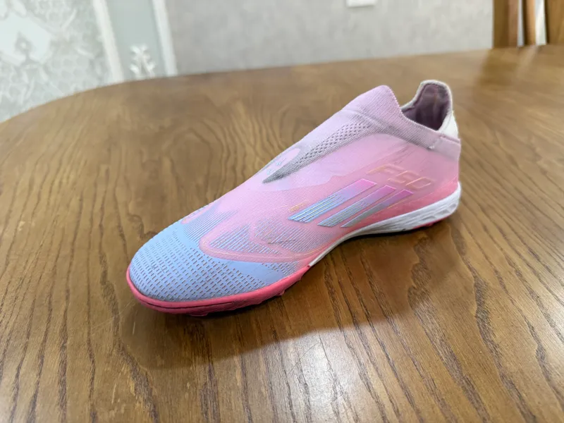 Сороконожка Adidas F50 Pink&white