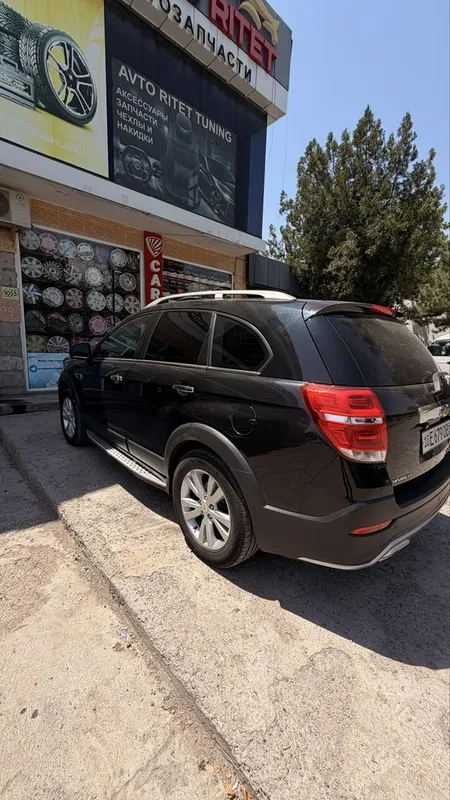 Chevrolet Captiva 3+ | 2015-yil | Qora rang | Propan 2 Chevrolet Captiva 3+ | 2015-yil | Qora rang | Propan 2