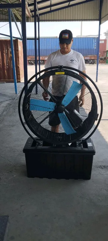 Ochiq kafe uchun ventilyator 3 Ochiq kafe uchun ventilyator 3
