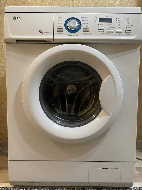 Стиральная машина LG-5кг 1