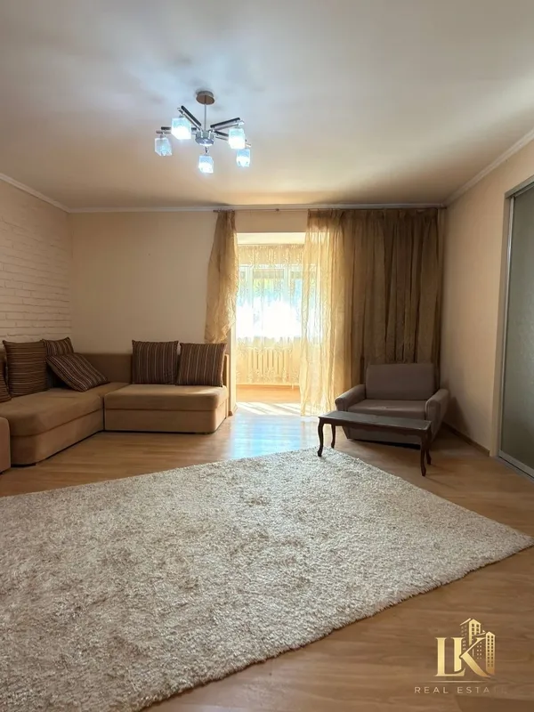 Продаётся 2-комнатная квартира, 60 м², 3/4, Мирабадский район (ориентир: ЦУМ)
