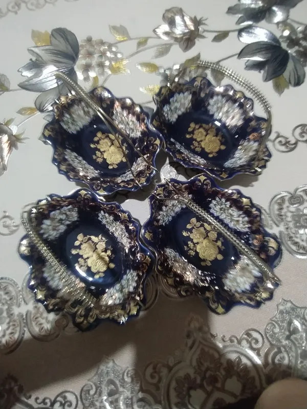 Chiroyli chinni shirinlikdonlar