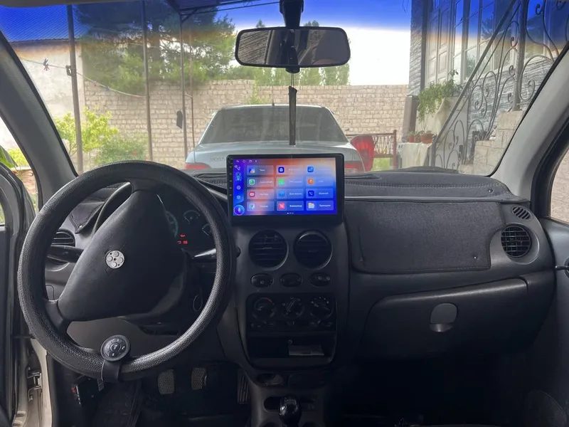 Matiz prostoy moshina yaxshi xolatda hadavoy karobkalarida ishi yoq.
