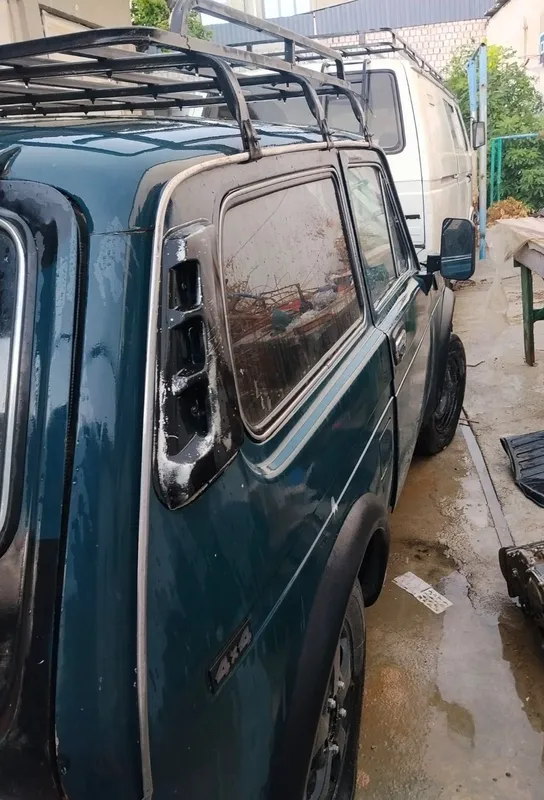 Niva VAZ 1984-yil ishlab chiqarilgan 1 Niva VAZ 1984-yil ishlab chiqarilgan 1