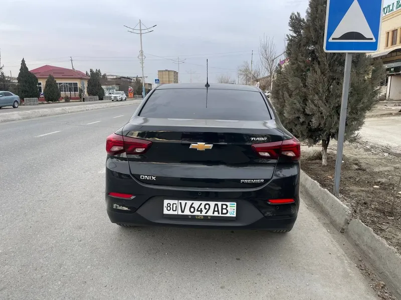 Chevrolet onix 1.2 turbo 2 Chevrolet onix 1.2 turbo 2