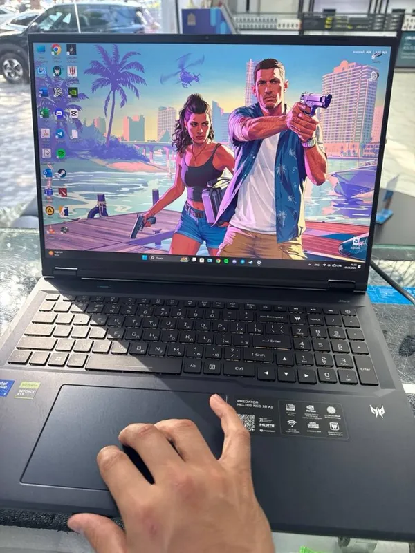 Acer Predator Helios Neo 18 AI (Intel® Core™U9-275HX/RTX5070Ti)