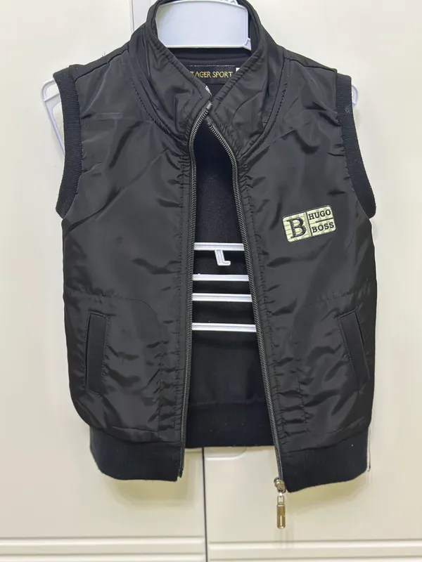 Безрукавка Hugo Boss — фото 1
