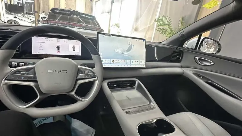 BYD Sialion 06 Pro 605km Rassrochka,Nasiya,Naxt, 0 Probeg — фото 4
