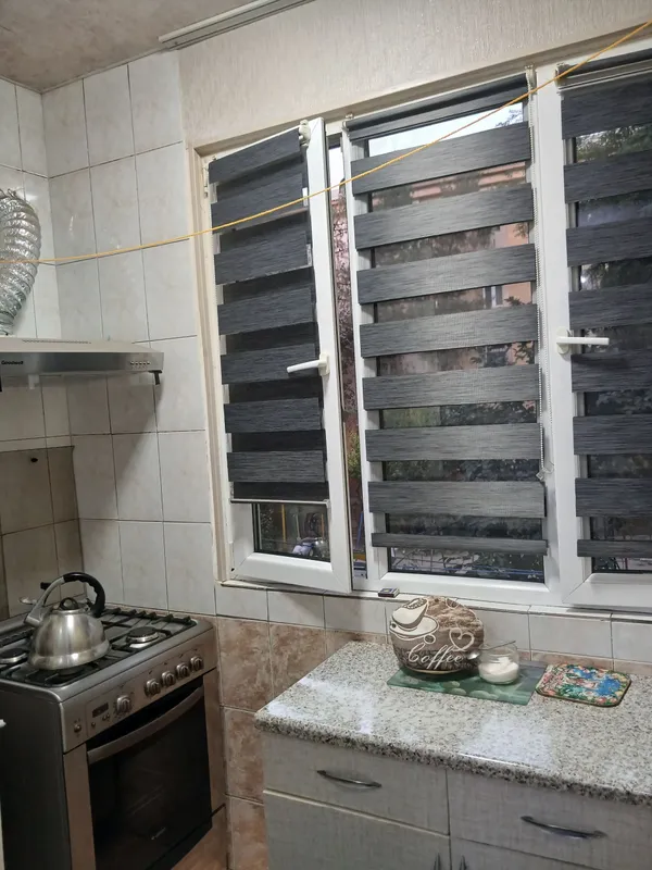 продаёться 2 комнатная Чиланзар 8 3