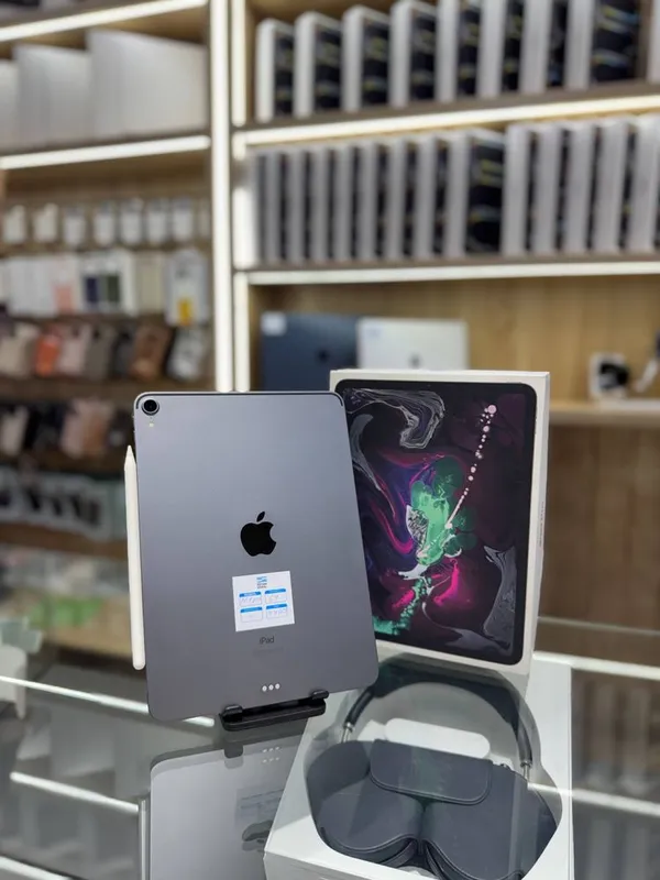 Ipad pro m1 11-inch 64gb space black