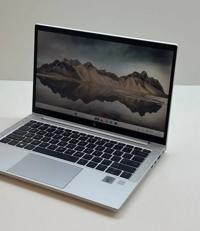 HP EliteBook — i7 10610U / 256GB M.2 Nvme SSD — фото 1