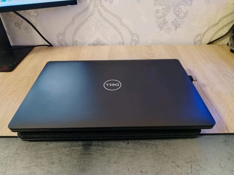 Nootbuk Dell 1