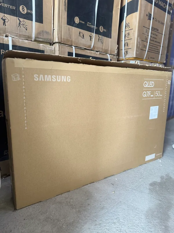 Samsung 50Q7F 4