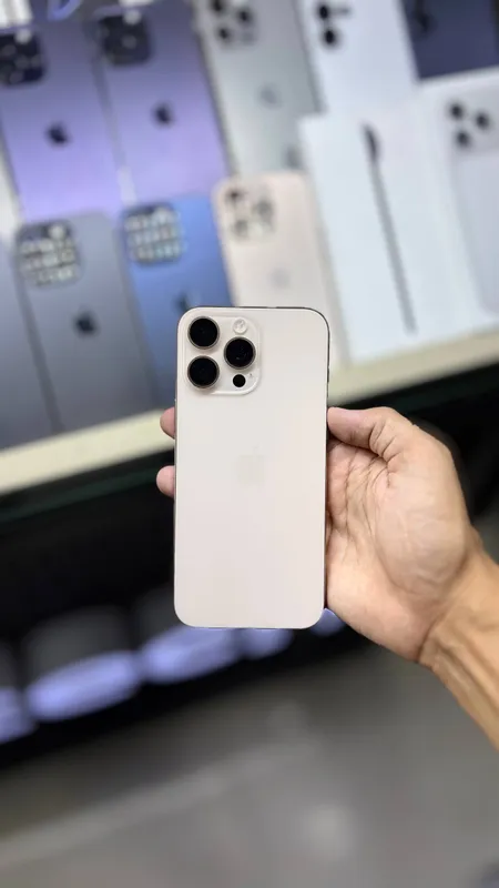 iPhone 16 Pro Max 256GB Desert