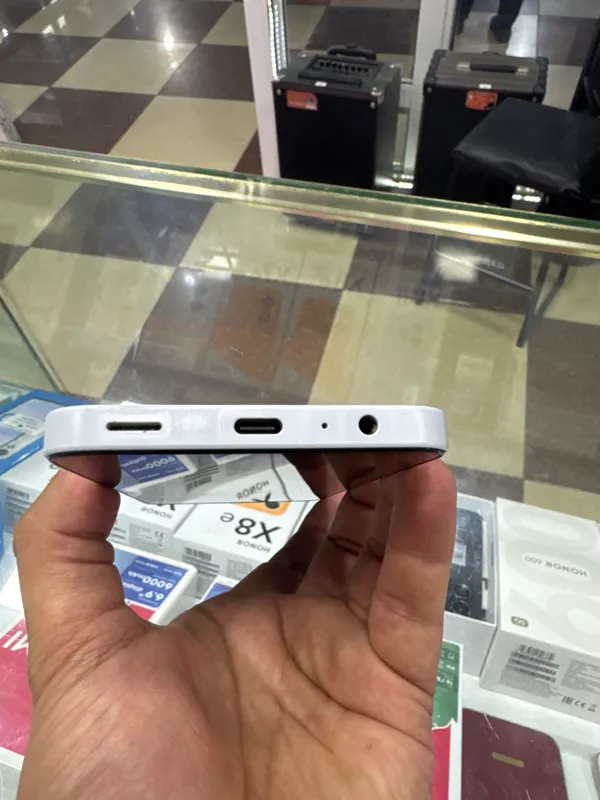 samsung A16 4 samsung A16 4