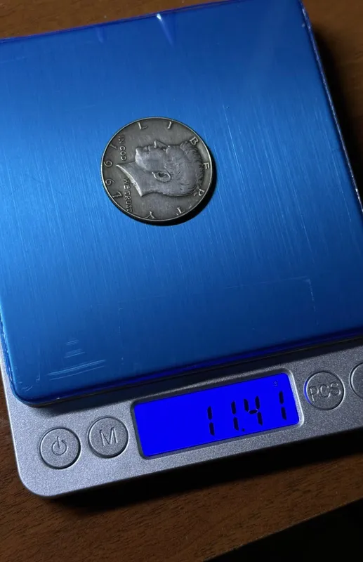AQSh yarim dollari. Kumush, 1967-yil. 3 AQSh yarim dollari. Kumush, 1967-yil. 3
