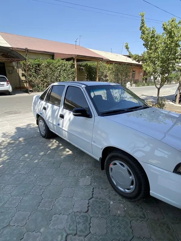 Chevrolet nexia 2 1,6 sotiladi 2