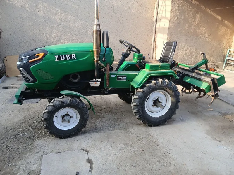 Qishloq xo‘jaligi uchun mini traktor 2 Qishloq xo‘jaligi uchun mini traktor 2