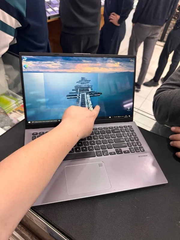 Sensor ekran + tez SSD — Asus VivoBook shu narxda top variant! 179$ — фото 2