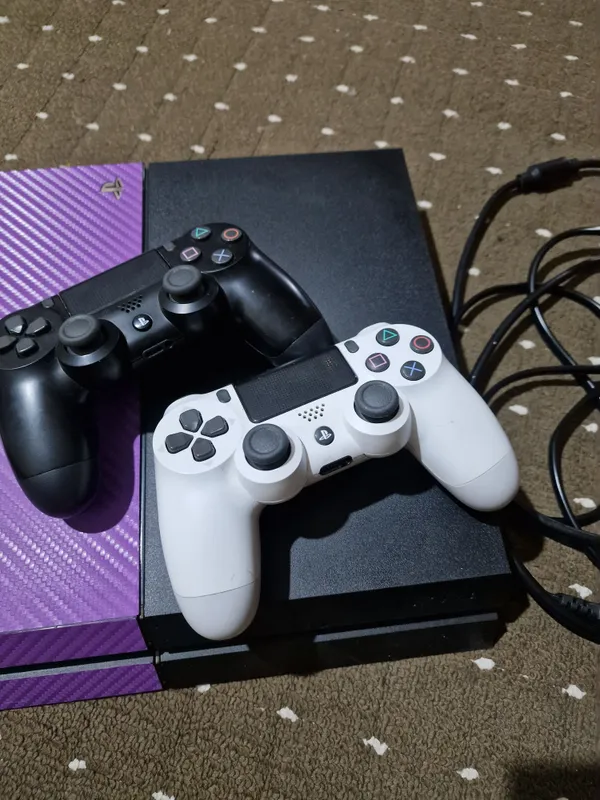 Sony Play station 4 original продаётся 1 Sony Play station 4 original продаётся 1