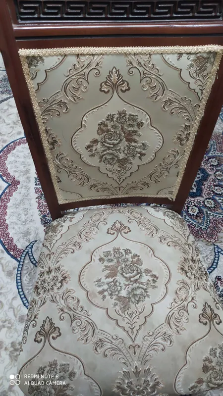 Продается стулья 2