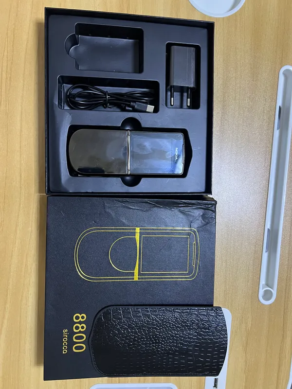 Nokia 8800 Sirocco 1