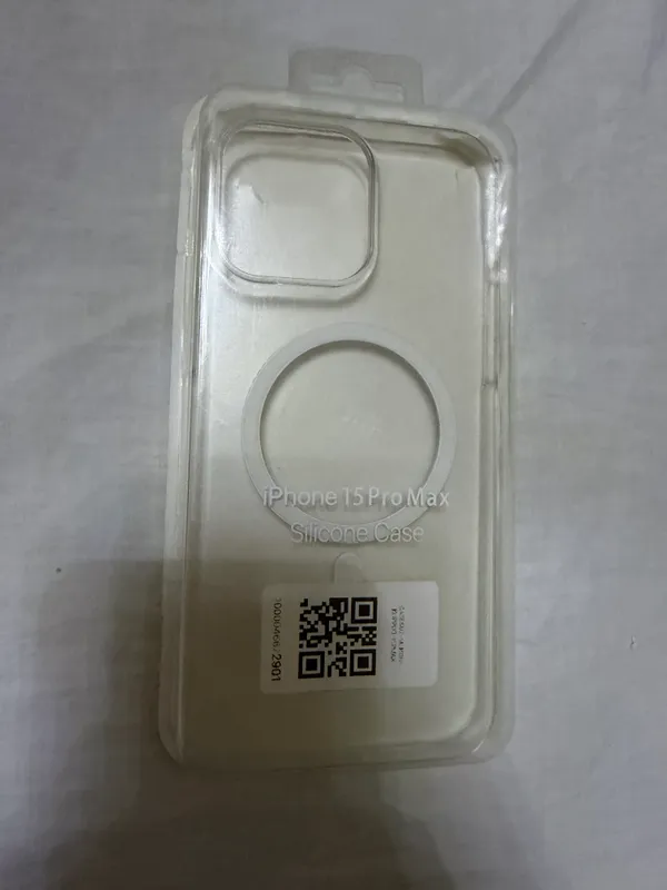 iPhone 15 Pro Max uchun g‘ilof 3