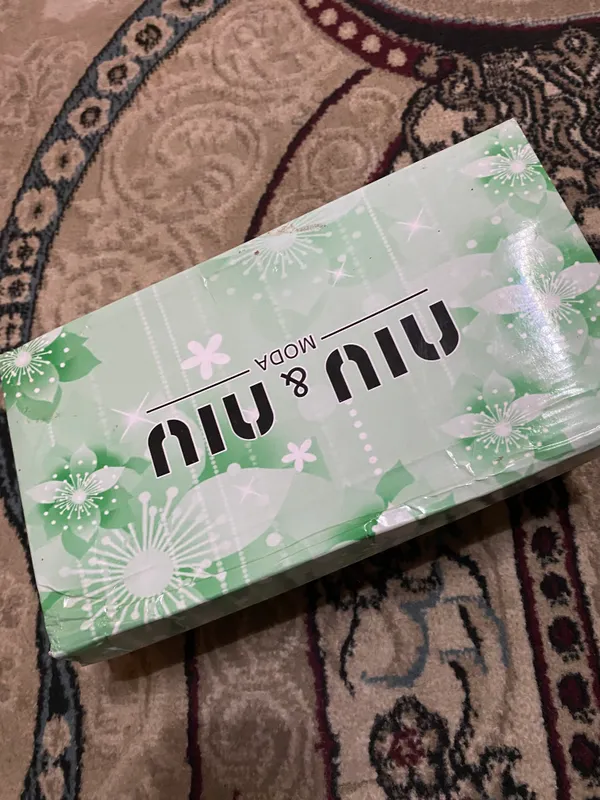 Miu miu tufli 40razmer 1marta kiyilgan