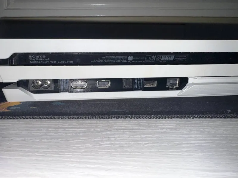 PlayStation 4 Pro Srochno sotiladi ideal holat — фото 3