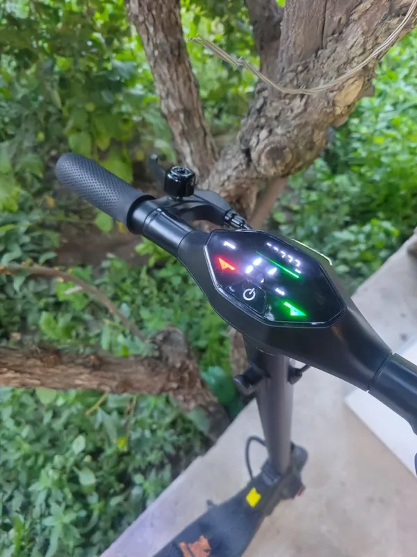 Электросамокат оригинал,350w,9.8am 4 Электросамокат оригинал,350w,9.8am 4