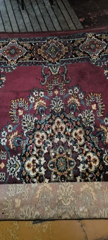Продаётся Ковёр 2,75х1,75