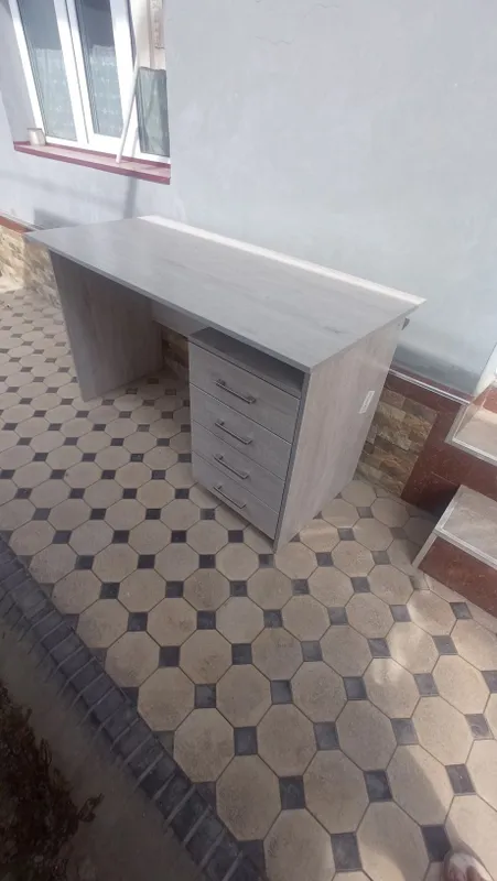 Stol,tumba kamud sotiladi. 3 Stol,tumba kamud sotiladi. 3
