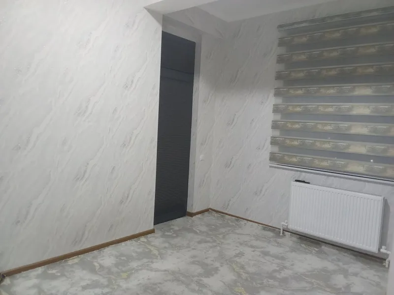 Uy ijaraga beriladi. Manzil Andijon shaxri Navoiy shox koʻchasi 1