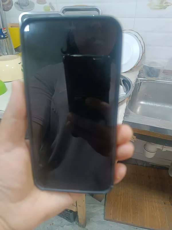 iPhon11 ideal hama joyi chotki aybi vashe yo — фото 1