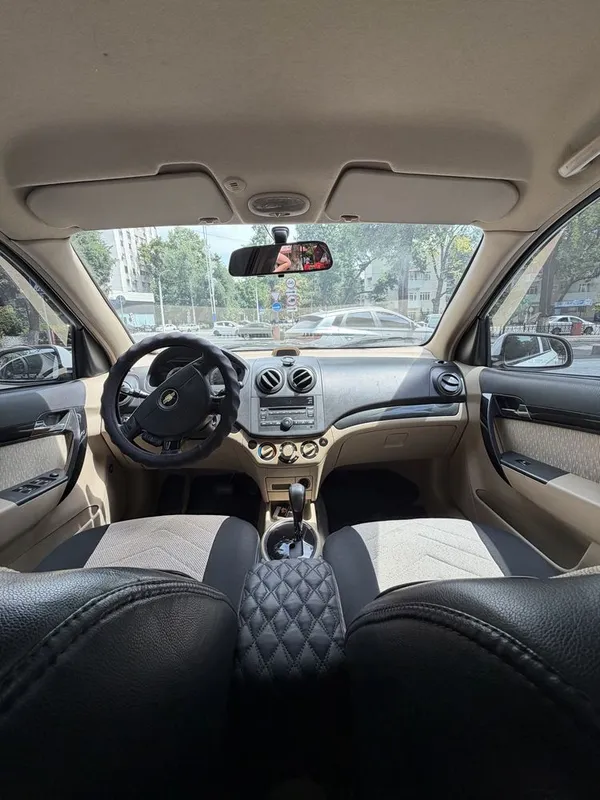 Chevrolet NEXIA 3 2017 бежевый салон — фото 4