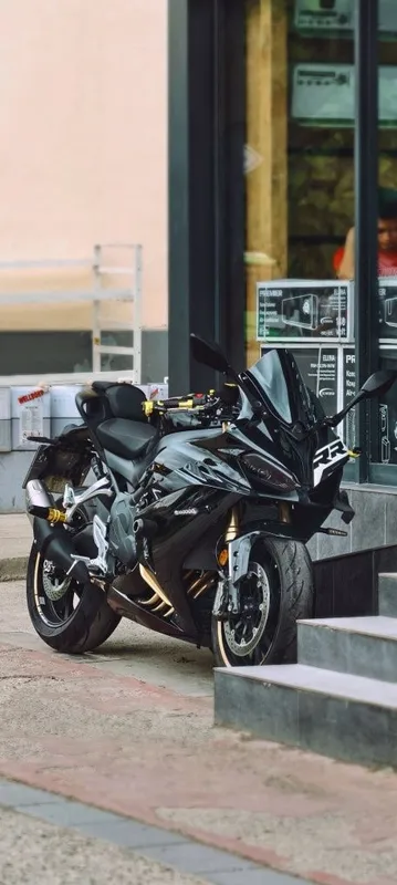 Мотоцикл QJ Motor 800 RR