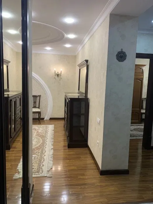 3 xonali kvartira, 80 m², 2/4 qavat, Mirzo-Ulug‘bek (Buyuk Ipak Yo‘li, C-1) 7