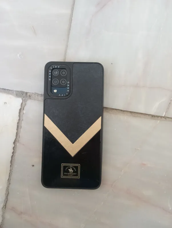 Samsung M 12 sotiladi. narhi 1000000 — фото 1