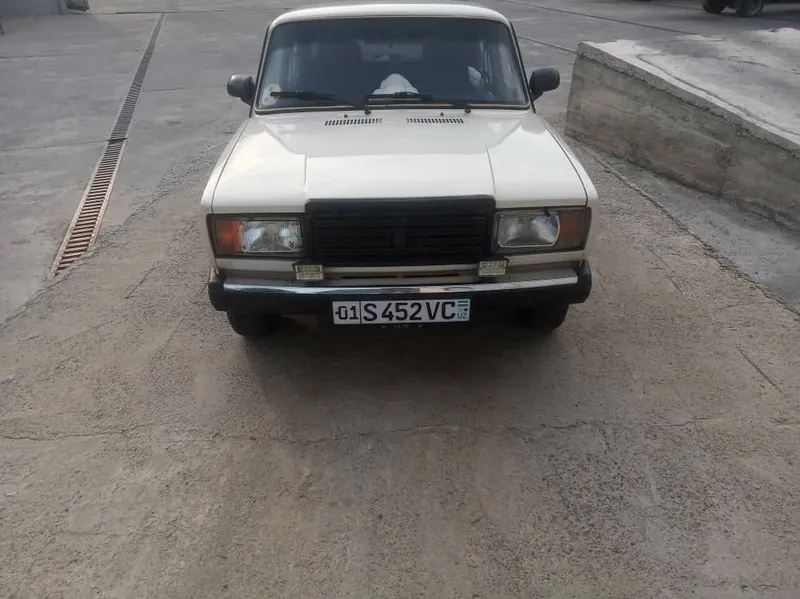 Продаю срочно Жигули 2107 2 Продаю срочно Жигули 2107 2