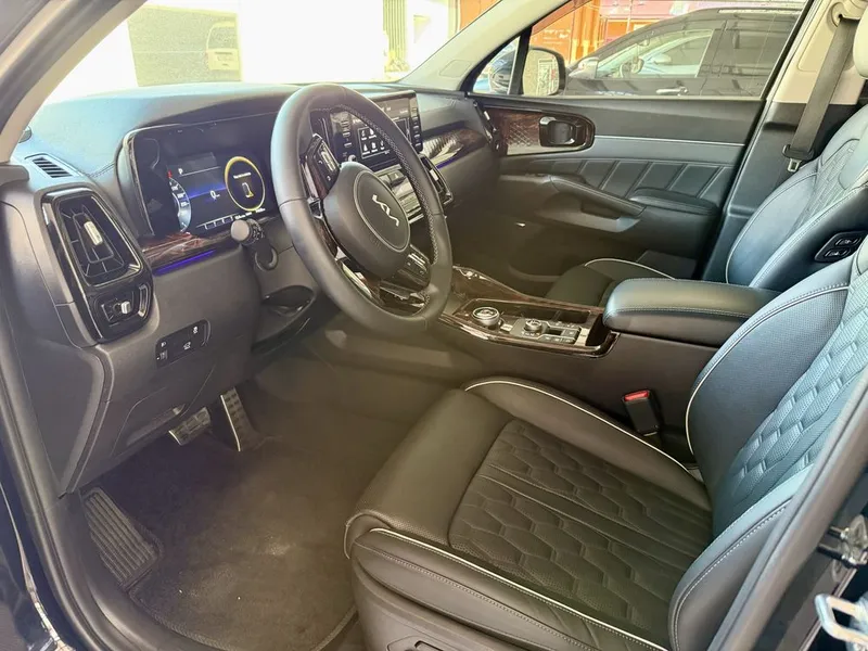 Продается Kia Sorento 3,5 3 Продается Kia Sorento 3,5 3