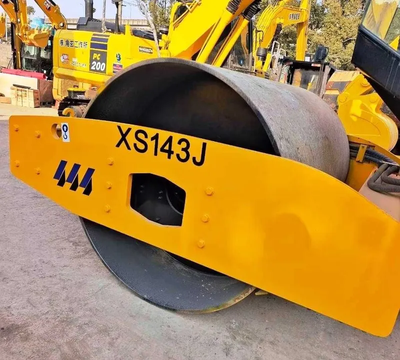 Сотилади Каток одно вальцовый XCMG XS143J 14 тон вибра — фото 1
