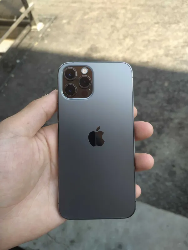 Продаётся Iphone12pro 2 Продаётся Iphone12pro 2