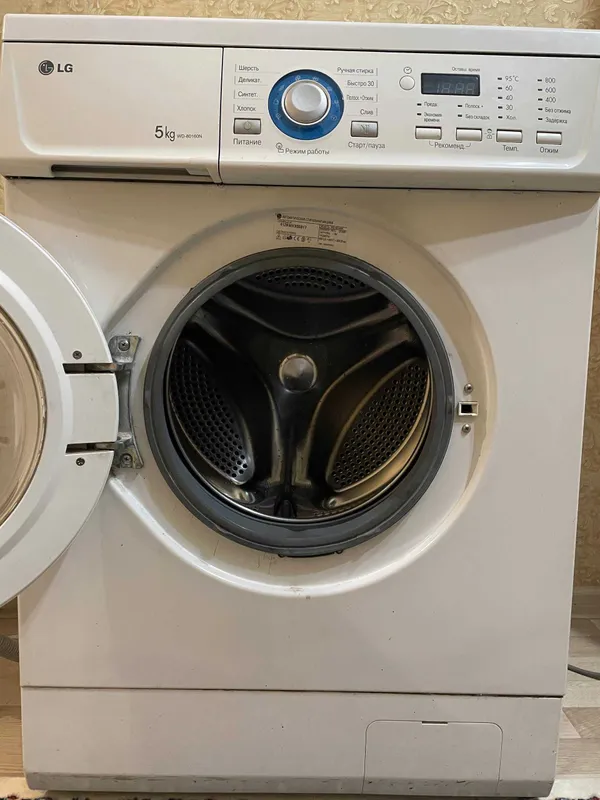 Стиральная машина LG-5кг 2