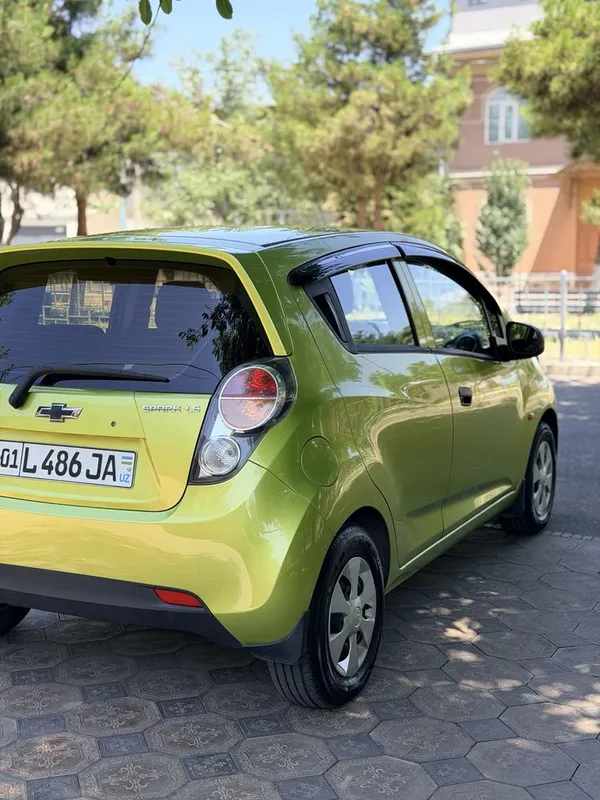 Spark sotiladi 2011 yil tozza kiraska Metan gaz — фото 2