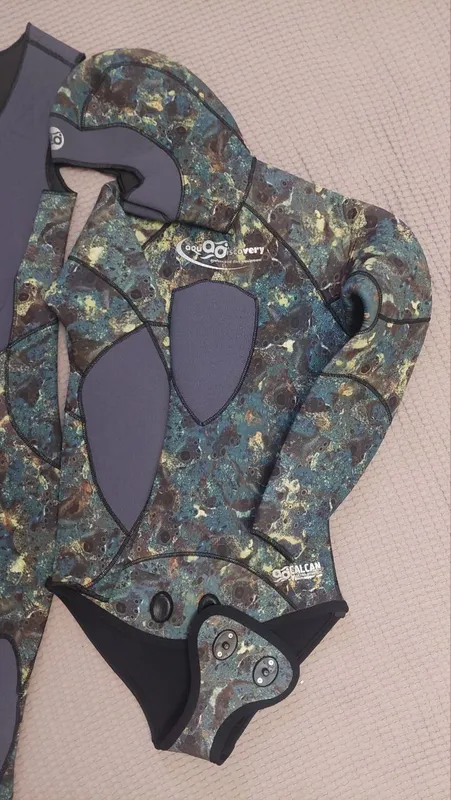 Продаётся гидрокостюм aqua discovery, 7 мм, XS (48)