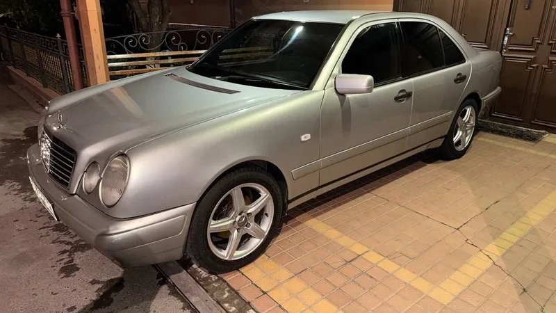 Srochna Mersedes W210 sotiladi 2 Srochna Mersedes W210 sotiladi 2