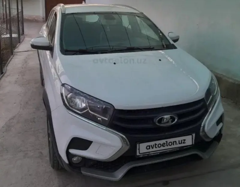 Lada Xray cross 2019
